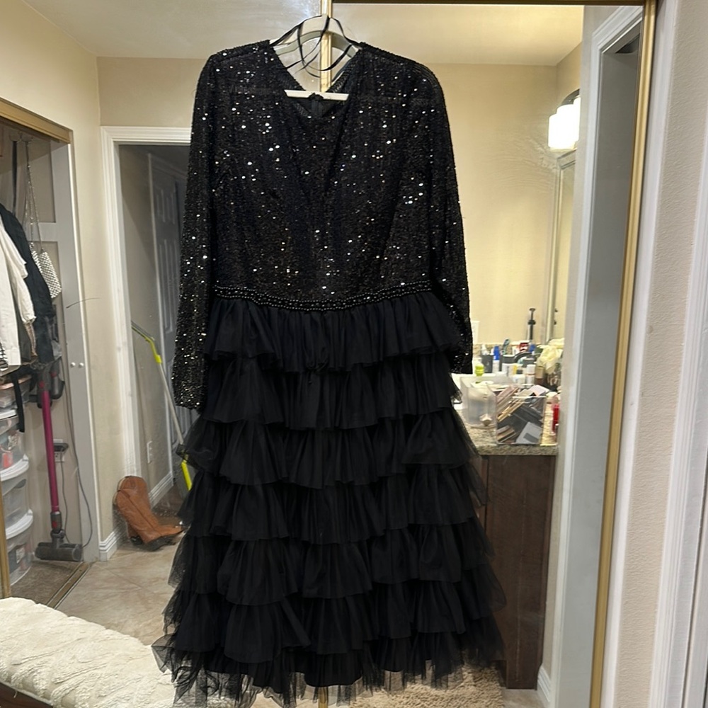 Mac Duggal Black Sequin Bishop Sleeve Midi Dress